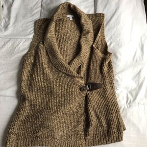 Fancy outer sleeveless vest